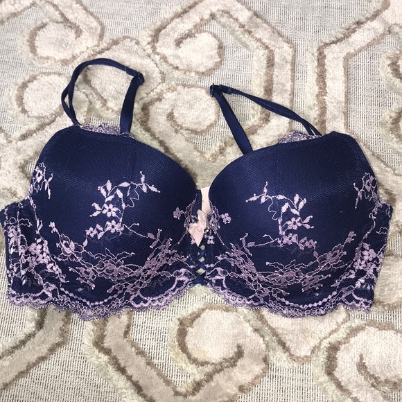 New Victoria secret bra - Picture 1 of 3